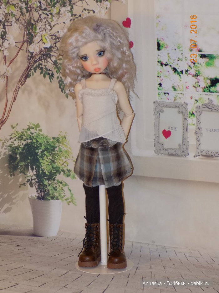 Ларисса и Нисса - мои старшие девочки Kaye Wiggs