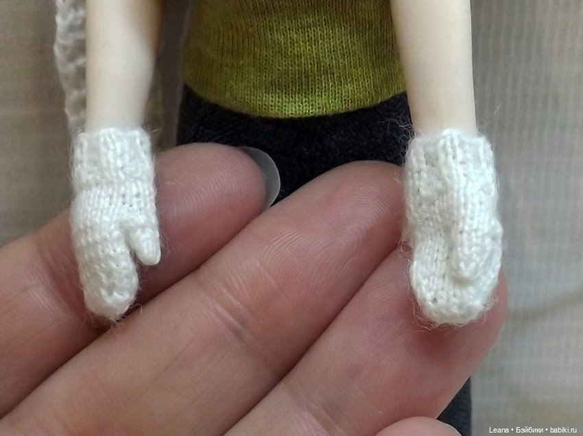 Связала варежки и митенки для кукол Фицен / Phicen 1/12