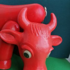 Красная корова. Целлулоид