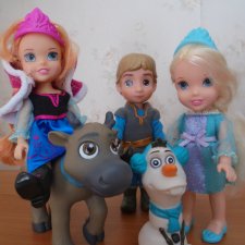 ИГРОВОЙ НАБОР С МИНИ-КУКЛАМИ "ХОЛОДНОЕ СЕРДЦЕ" ИГРОВОЙ НАБОР С МИНИ-КУКЛАМИ "ХОЛОДНОЕ СЕРДЦЕ"