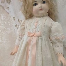 Батистовое чайное платье для кукол 45-50см роста