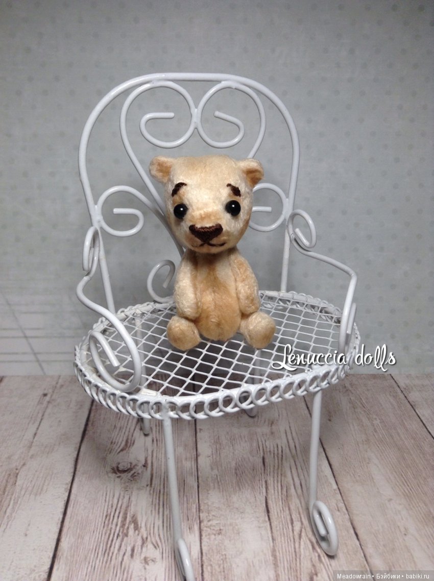 Маленький друг для маленьких кукол