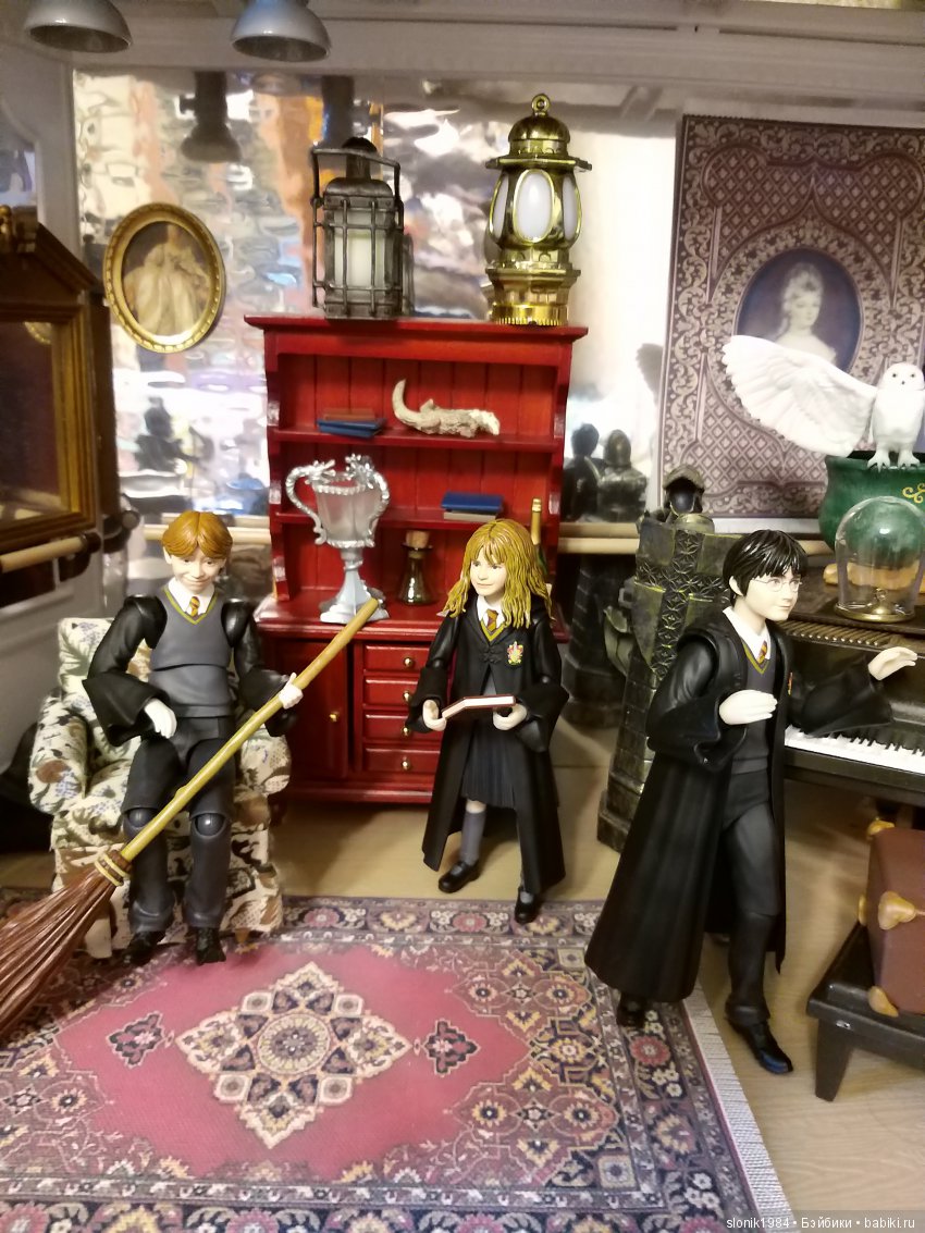 Мой собственный Хогвартс на книжной полке (фото 9)