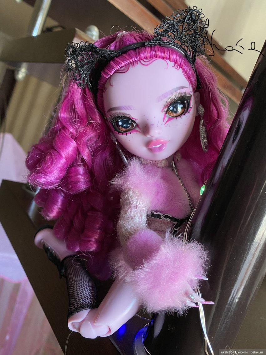 Новенькая — Куклы Rainbow High (Рейнбоу Хай (фото 4)