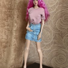 Лот одежды и париков для Софьи 42 см