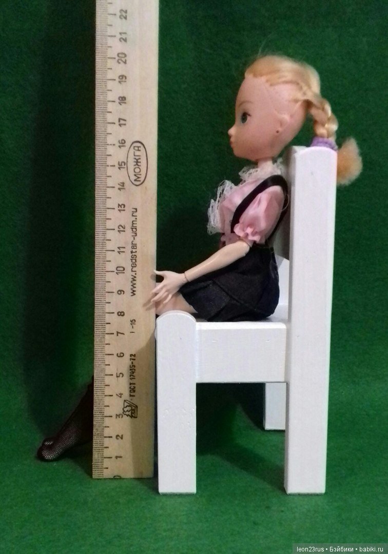 На чём сидят наши куклы — Мебель для кукол и домиков: фото