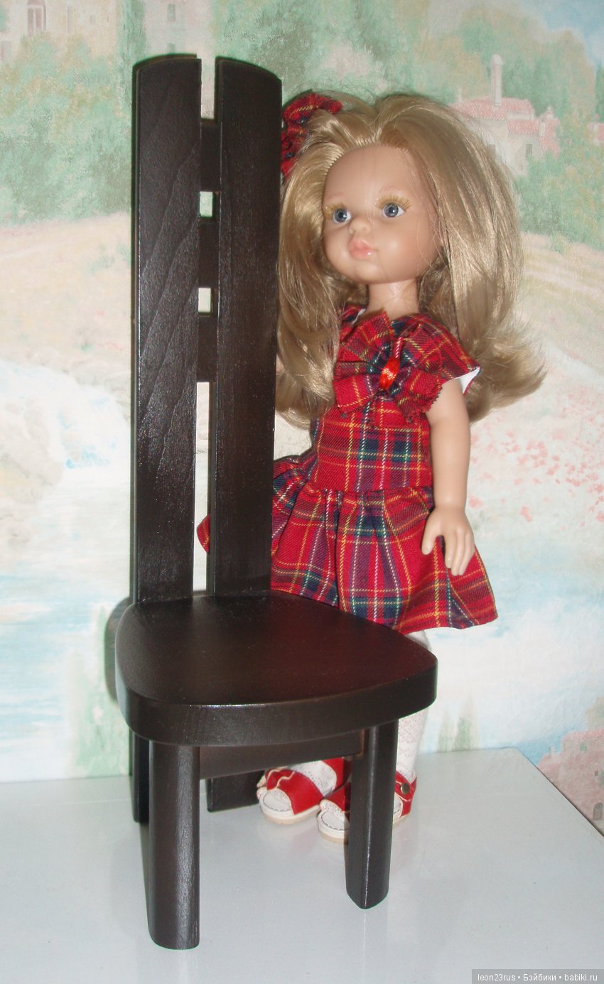 На чём сидят наши куклы — Мебель для кукол и домиков: фото