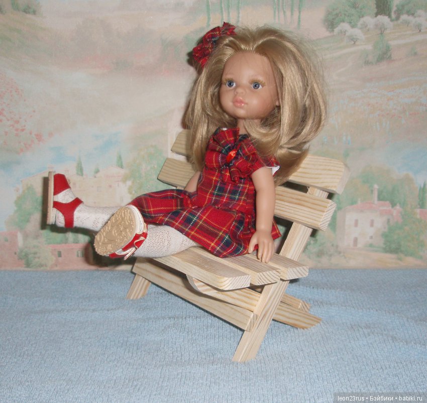 На чём сидят наши куклы — Мебель для кукол и домиков: фото