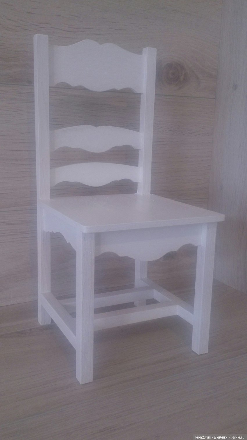 На чём сидят наши куклы — Мебель для кукол и домиков: фото