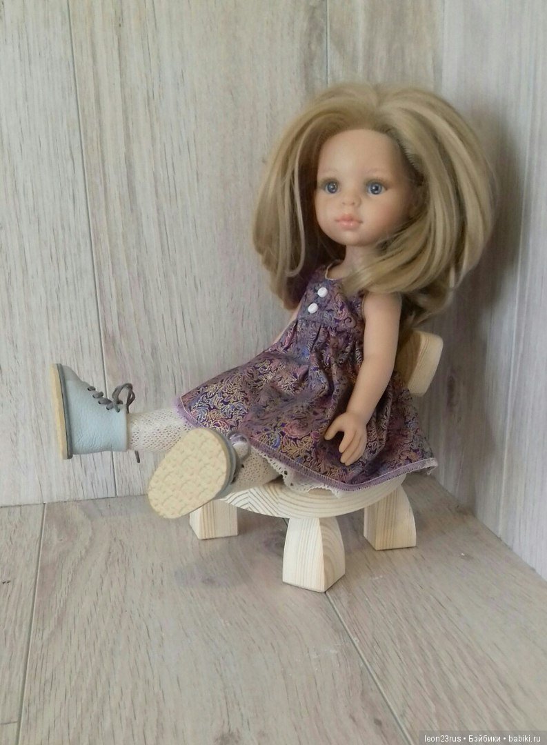 На чём сидят наши куклы — Мебель для кукол и домиков: фото
