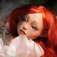 Лаурендиэ и пионы