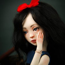 Кики. Маленькая ведьма. (Ведьмина служба доставки). Шарнирная фарфоровая кукла