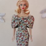 Платье для кукол integrity toys