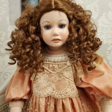 кукла фарфоровая коллекционная Gabriele Braun