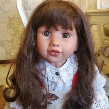 Кукла коллекционная виниловая