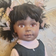 виниловая девочка 40см