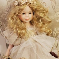 Mundia кукла коллекционная фарфоровая