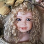 Фарфоровая коллекционная кукла от Thelma Rech