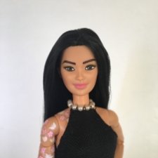 Барби Кира Barbie с тату во всю руку