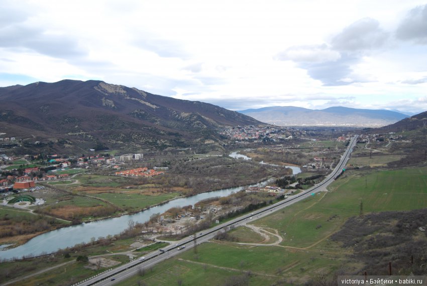 Мэри встречает весну в Грузии. Часть 2 - Мцхета (фото 7)