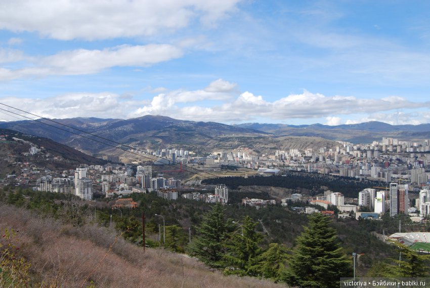 Мэри встречает весну в Грузии. Часть 3 - Тбилиси. Ваке-парк и Черепашье озеро