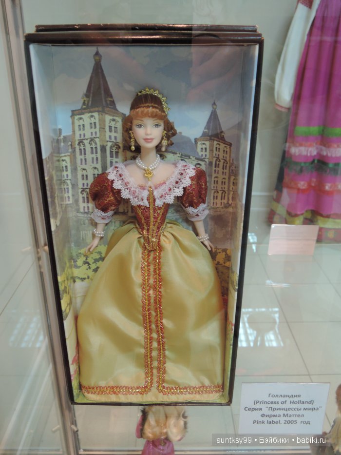 Выставка из частной коллекции Алёшиной Наталии "Куклы мира" в Белгороде | Бэйбики Выставка из частной коллекции Алёшиной Наталии "Куклы мира" в Белгороде