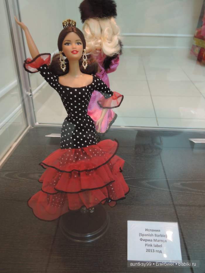 Выставка из частной коллекции Алёшиной Наталии "Куклы мира" в Белгороде | Бэйбики Выставка из частной коллекции Алёшиной Наталии "Куклы мира" в Белгороде