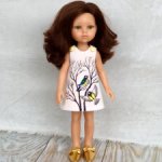Льняное платье «Синицы» с ручной росписью на куклу Paola Reina