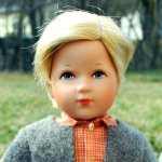 Том от Kathe Kruse с подружками