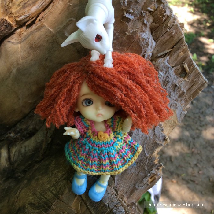 Да кто же там? Эля, куку!