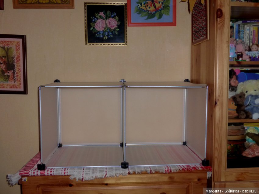 Где живут куклы? Недорогая и очень практичная идея для размещения коллекции кукол (фото 2)