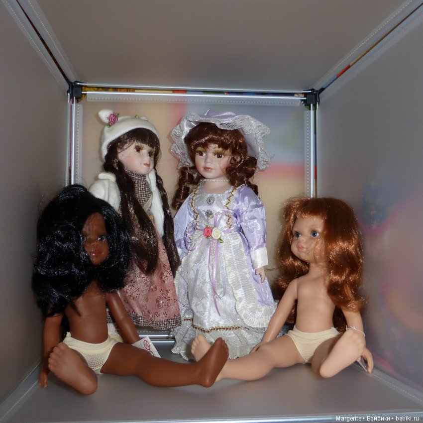 Где живут куклы? Недорогая и очень практичная идея для размещения коллекции кукол (фото 6)