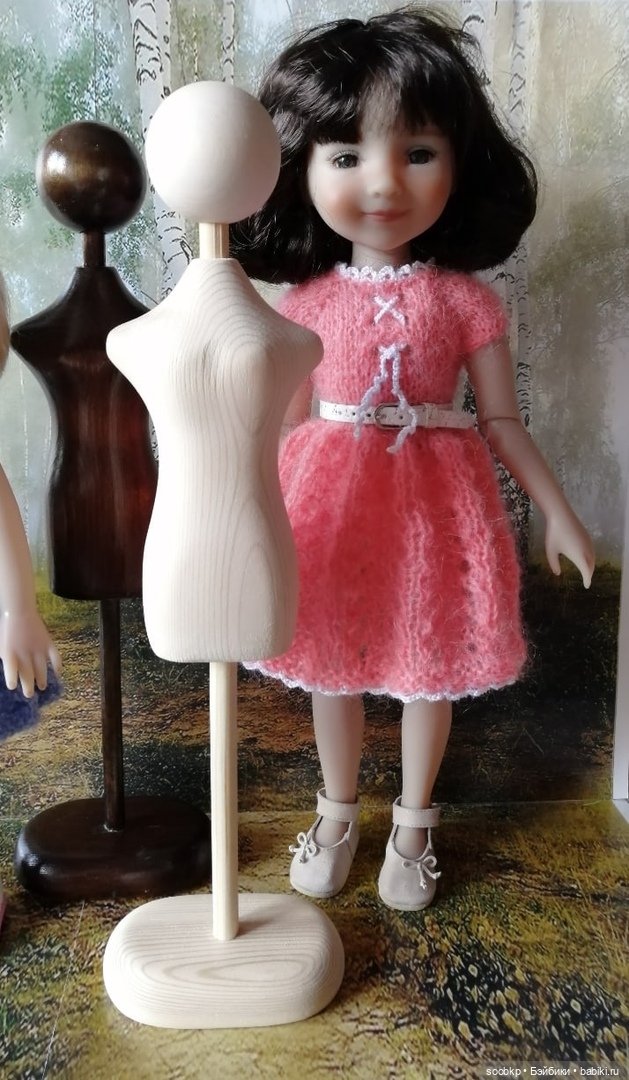 Манекены для демонстрации кукольной одежды (фото 3)