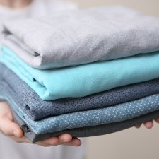 Излишки ткани и пряжи - куда пристроить "проделки хомяка" ?