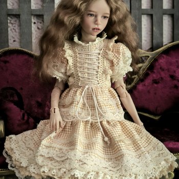 Жизнь в старинном особняке, продолжение