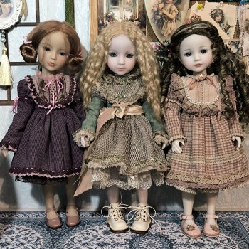 Ruby Red и платья