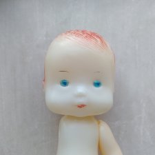 Помогите опознать старенького пупса