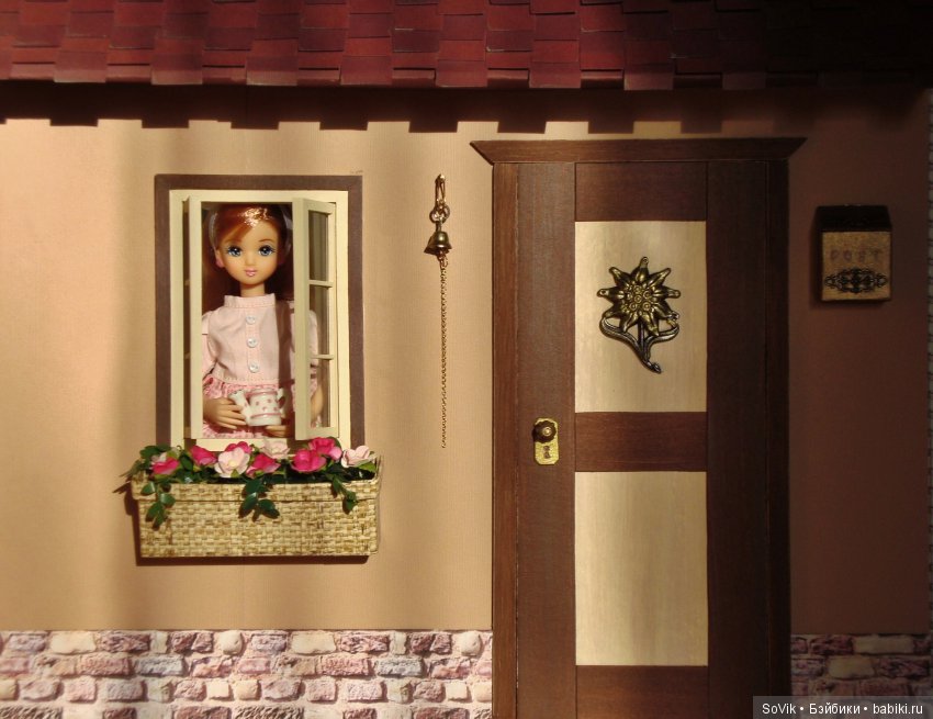 Румбокс в стеллаже для кукол 1/6