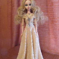 Конкурс красоты 2018. Алеста в вечернем платье.