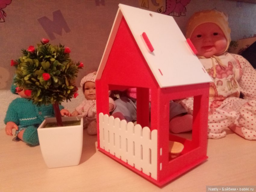 Домик-кормушка из магазина FixPrice (фото 5)