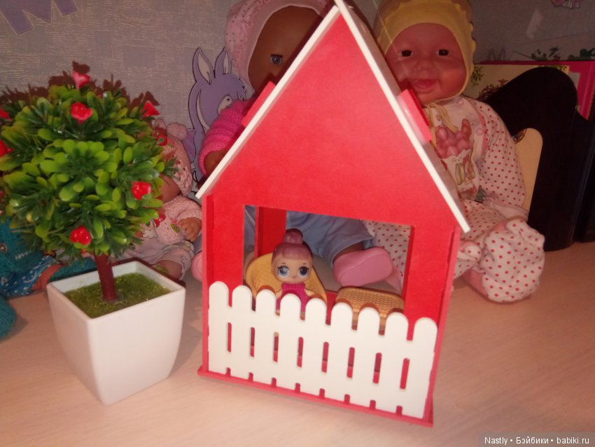 Домик-кормушка из магазина FixPrice (фото 7)