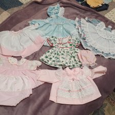 Винтажные платья для кукол пупсов Винтажные платья для кукол пупсов