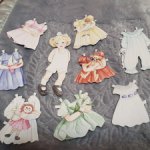 Бумажная куколка-малышка с одежой. Винтаж.