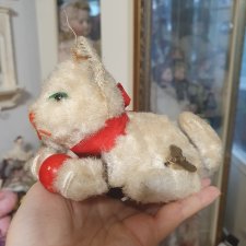 Редкая старинная заводная игрушка кот с мячом. Япония