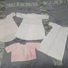 Старинная одежда для антикварных и винтажных кукол младенцев.