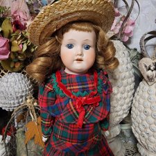 Маленькая куколка Арманд Марсель 370, 36 см