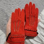 Антикварные кукольные или детские перчатки