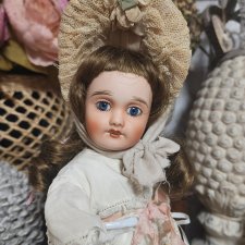 Антикварная французская куколка Лимож, 30 см