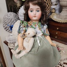 Антикварная кукла Маджестик