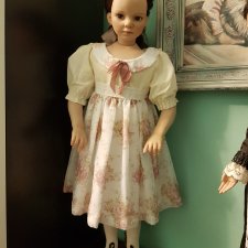 Платье для большой куклы